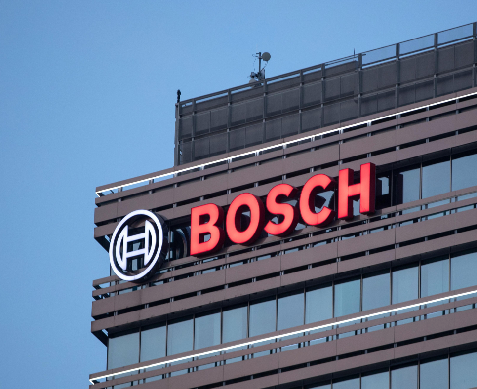 博世将发布AI智能座舱：摆脱机械指令，让人车对话更简单