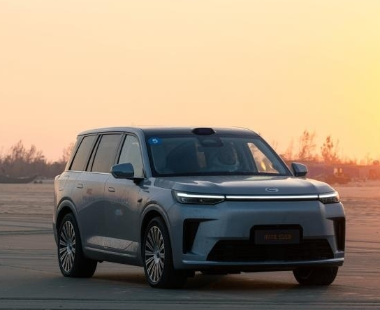 传祺向往S9获全工况辅助驾驶适用性标杆奖，采用华为乾崑智驾