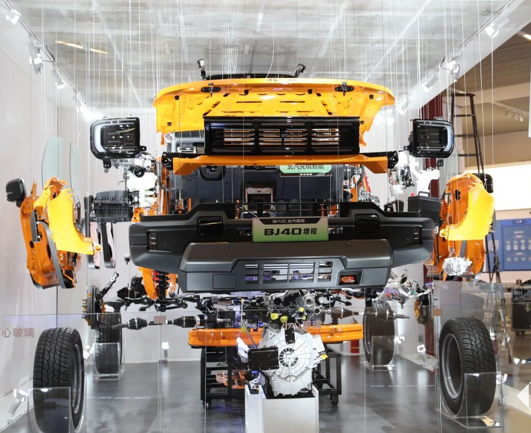 北汽集团越野BJ40增程亮相国家博物馆：展览今日对外开放