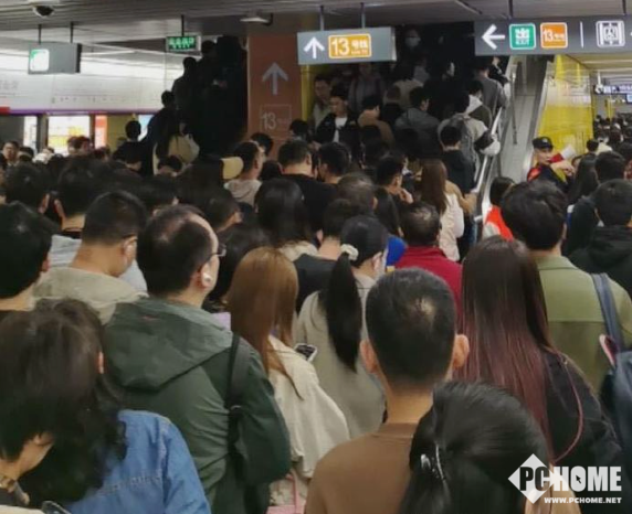 深圳地铁回应新线开通致早高峰人流堵塞：已制定相应优化措施