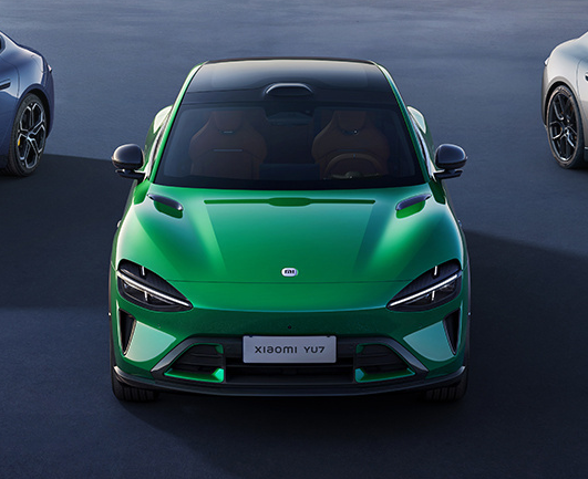 小米汽车发布年度总结：SU7过去一年20万元以上轿车累销第一
