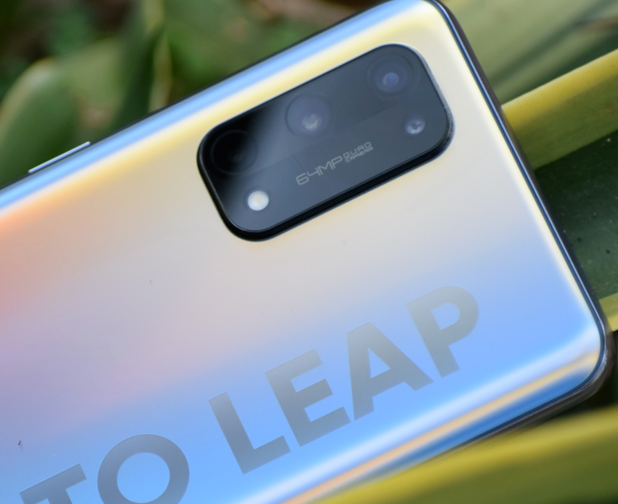 博主称realme回归OPPO越级定位不变：真我Neo8本月见