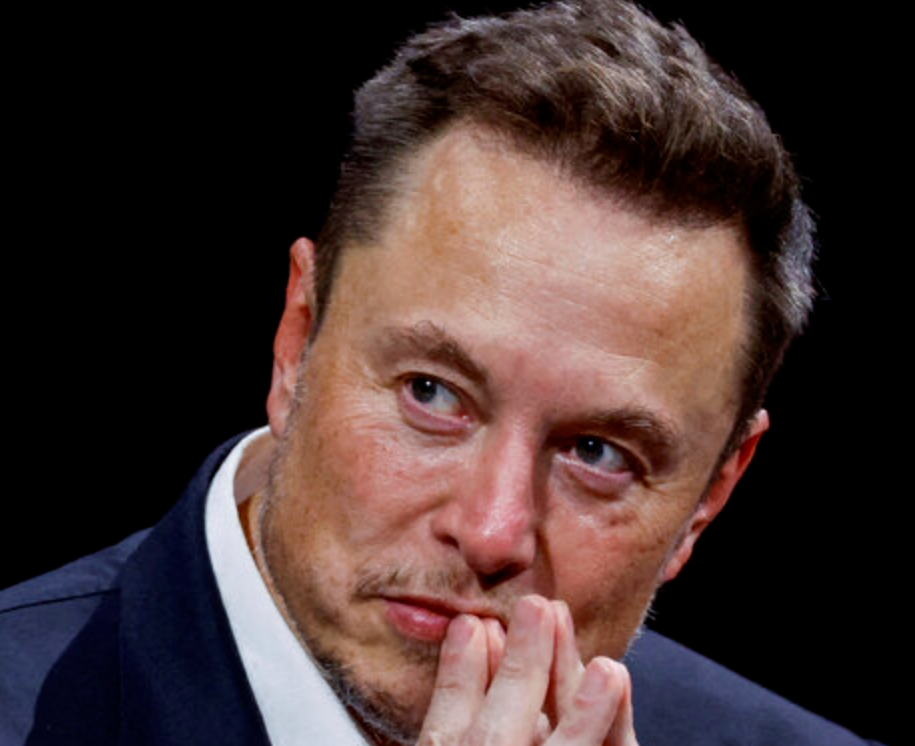 马斯克称今年可以实现AGI，白领工作最先被AI取代