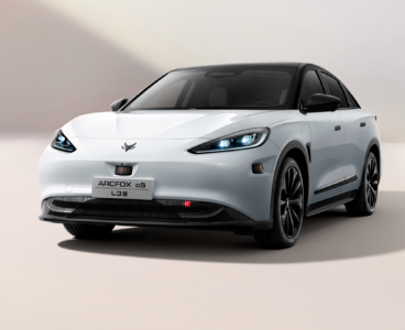 华为高管称乾崑智驾累计研发投入达500亿元：覆盖140万辆汽车