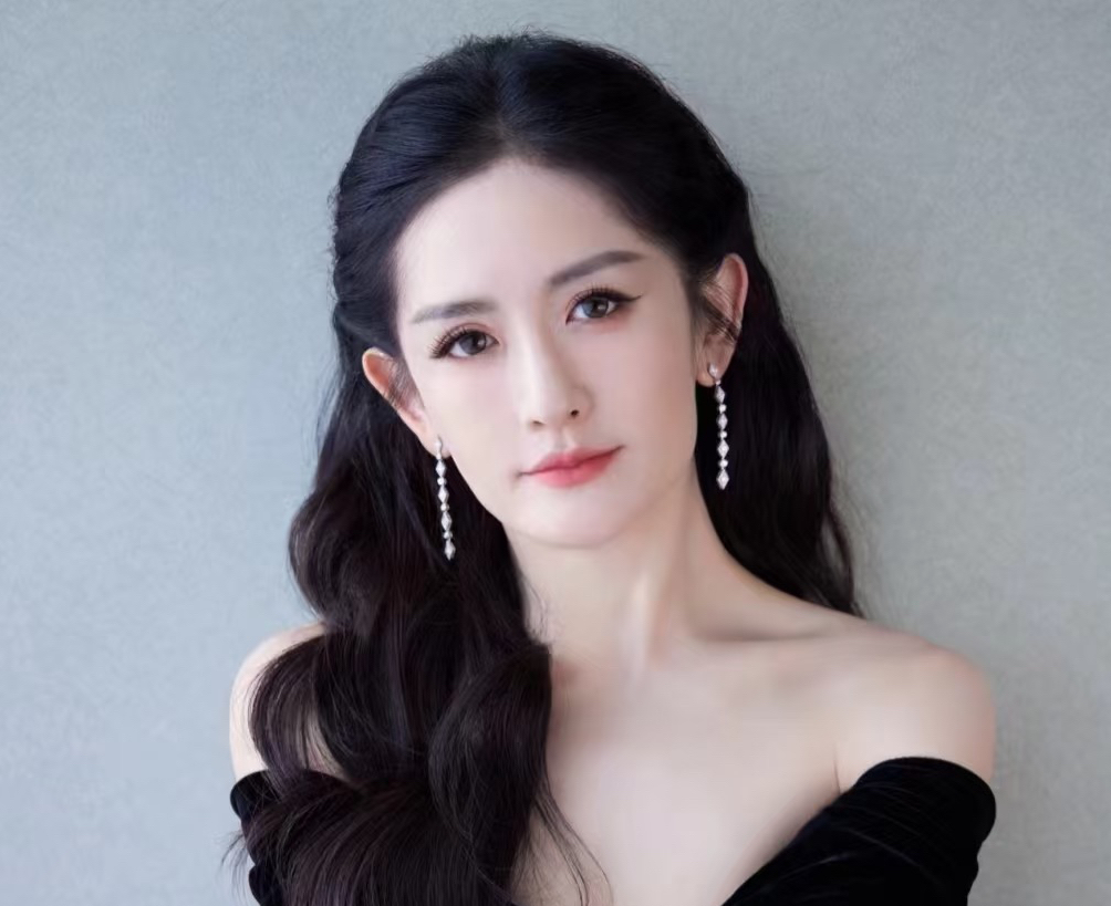 谢娜提及假QQ号现象，腾讯QQ官方回应：警惕仿冒明星诈骗