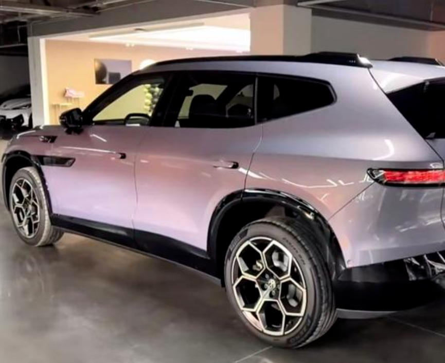 大众与众08实车图曝光：纯电续航730km，预计一季度上市