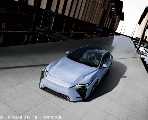 全新雷克萨斯ES将于4月上市：搭载悬浮式双联屏，简化中控布局