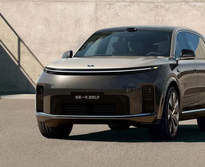 李想预热全新理想L9：将推出售价55.98万元的终极版本