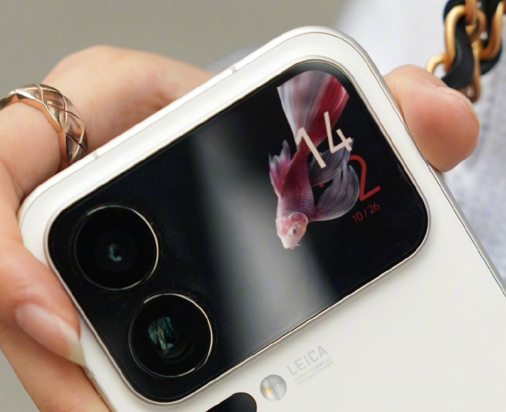 因内存价格飙升，机构称2026年全球手机出货量将下跌10%