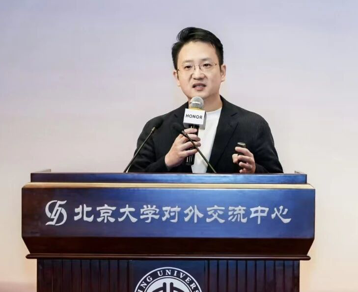 媒体称前荣耀CMO郭锐已加盟智界汽车，担任CEO一职