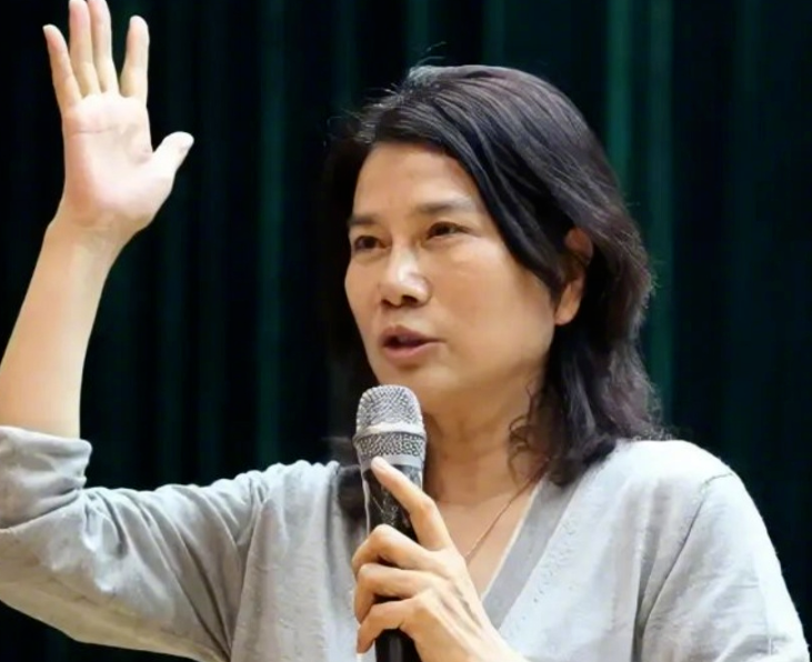 聚焦绿色消费与市场规范，董明珠两会建言电商打假与二手家电治理