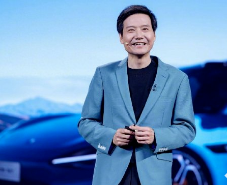 雷军预判无人驾驶：5年内将在限定场景落地，私家车仍需等待