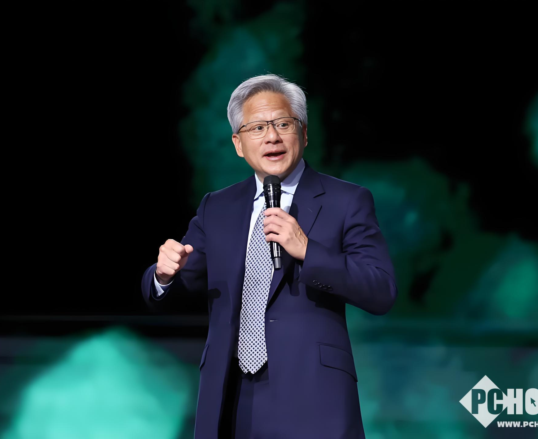 英伟达强调游戏显卡的核心价值，GeForce为AI革命铺路