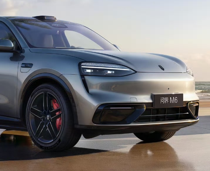问界M6内饰官宣：搭载可DIY副驾灵感橱窗，23日开启预订