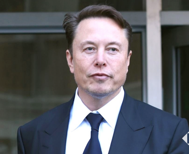 马斯克确认：特斯拉新款Roadster电动超跑预计4月下旬亮相