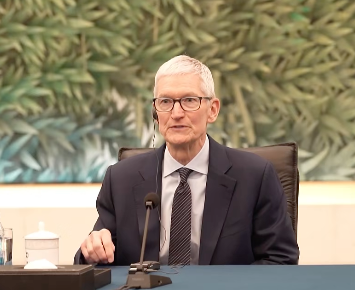 商务部部长会见苹果CEO库克，库克称中国对苹果重要性不言而喻