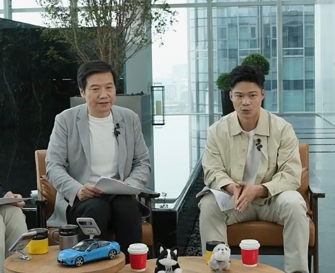 雷军回应新车发布会李斌、魏建军缺席：行程冲突，并非故意