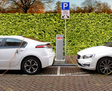 全国多地公共充电桩迎涨价潮，部分时段价格翻倍