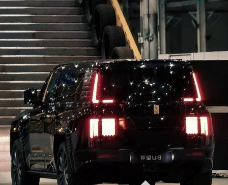 比亚迪综合越野开发中心首次开放，全面展现仰望U8技术力