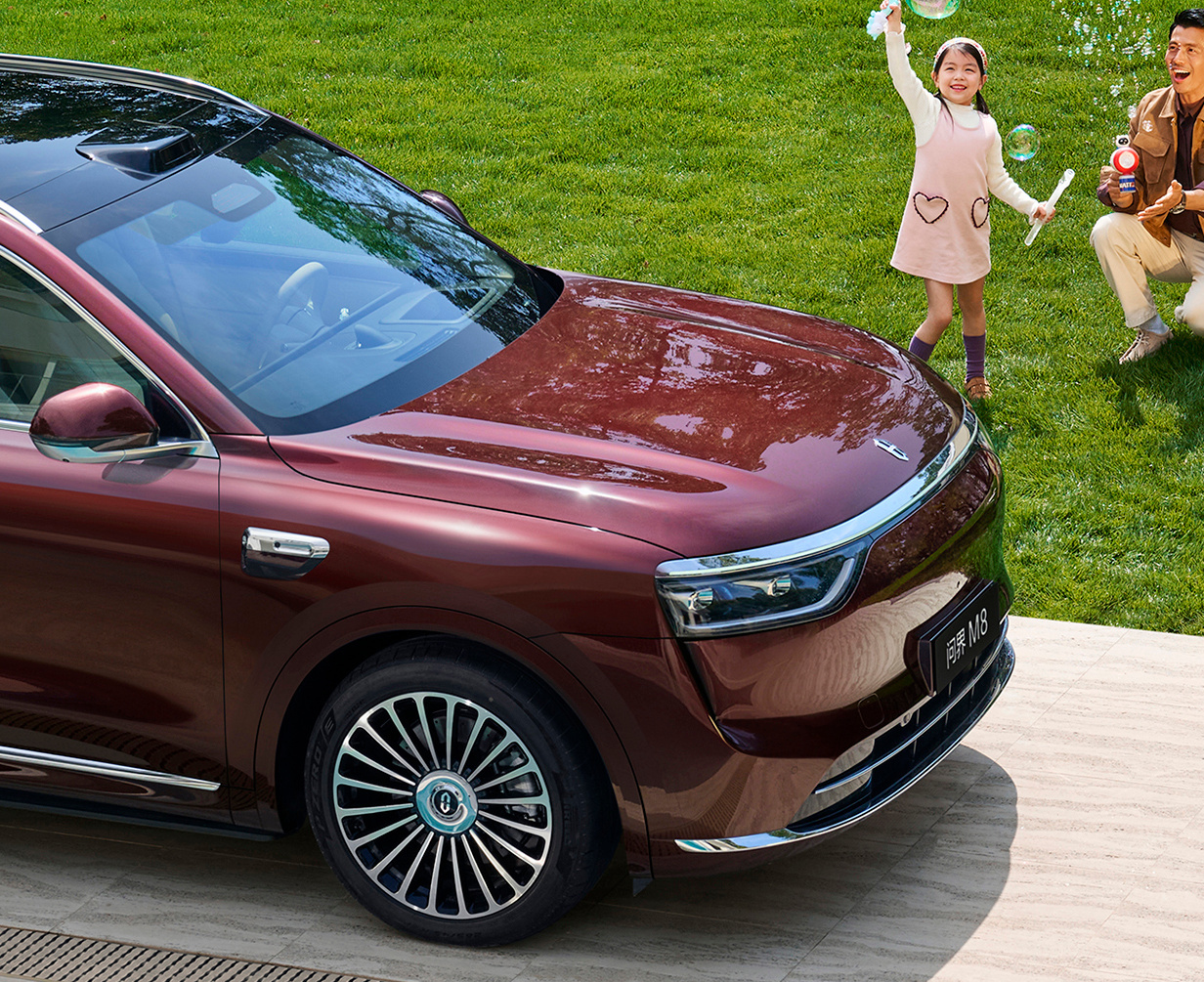 问界M8上市一年累计交付突破17万辆，重塑40万级豪华SUV市场格局