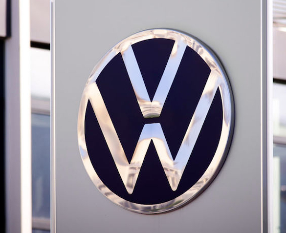 大众汽车CEO：公司正考虑大幅削减产能，最高100万辆