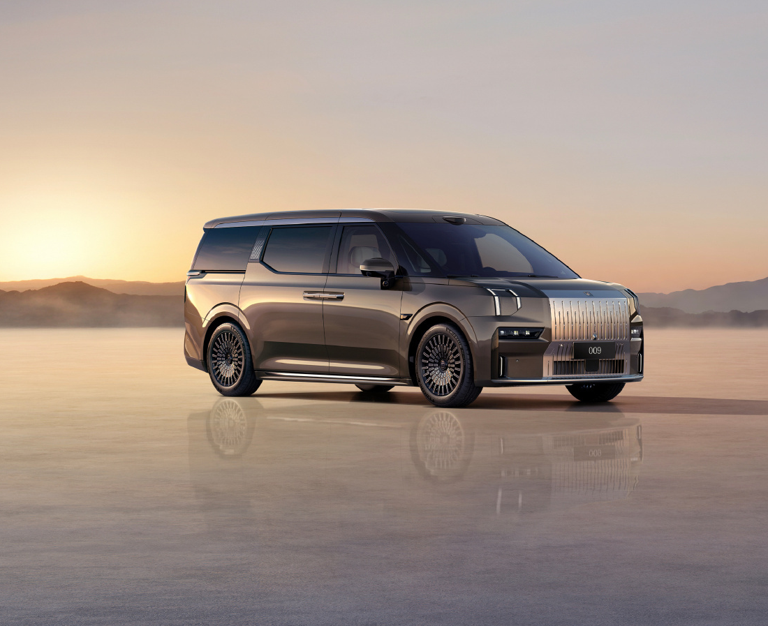 极氪009焕新版正式预售：升级900V高压结构，限时权益至高享8万元