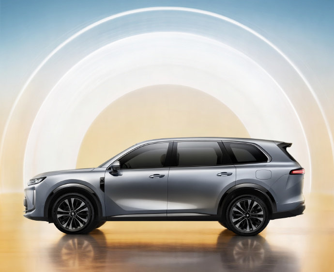 五菱与华为达成深度合作，六座旗舰SUV华境S定档5月8日上市