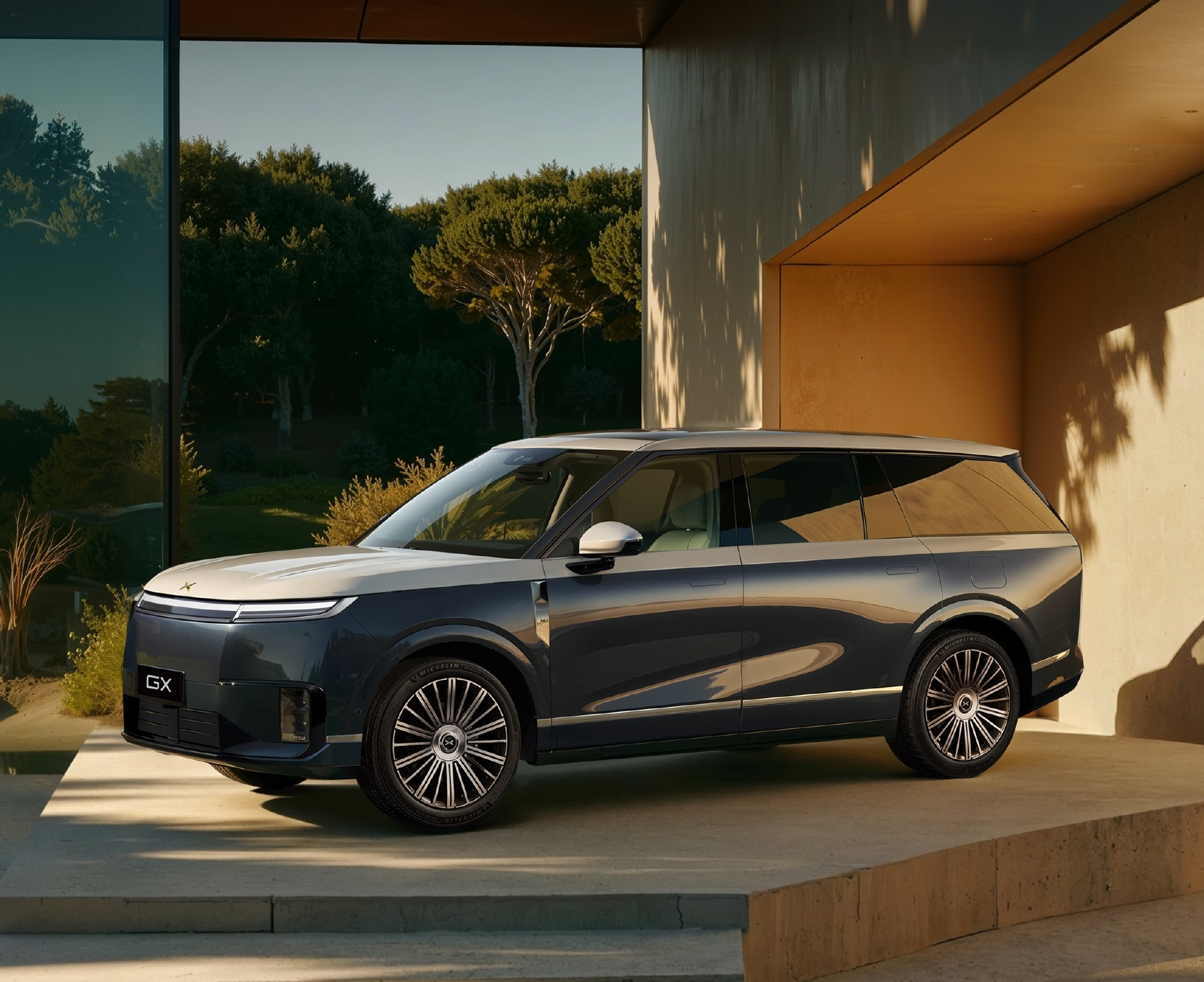 小鹏GX新色亮相：“昆仑云境”银灰双拼色，选装价1万元