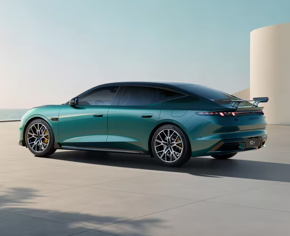 领克10系列展车到店，预售价20.99万起，5月上市